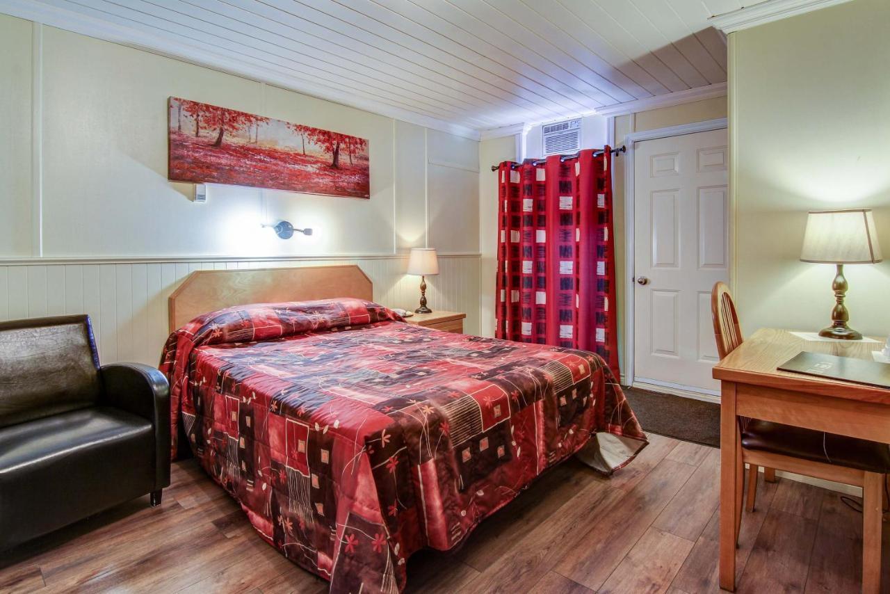 Motel โรแบร์วาล ภายนอก รูปภาพ