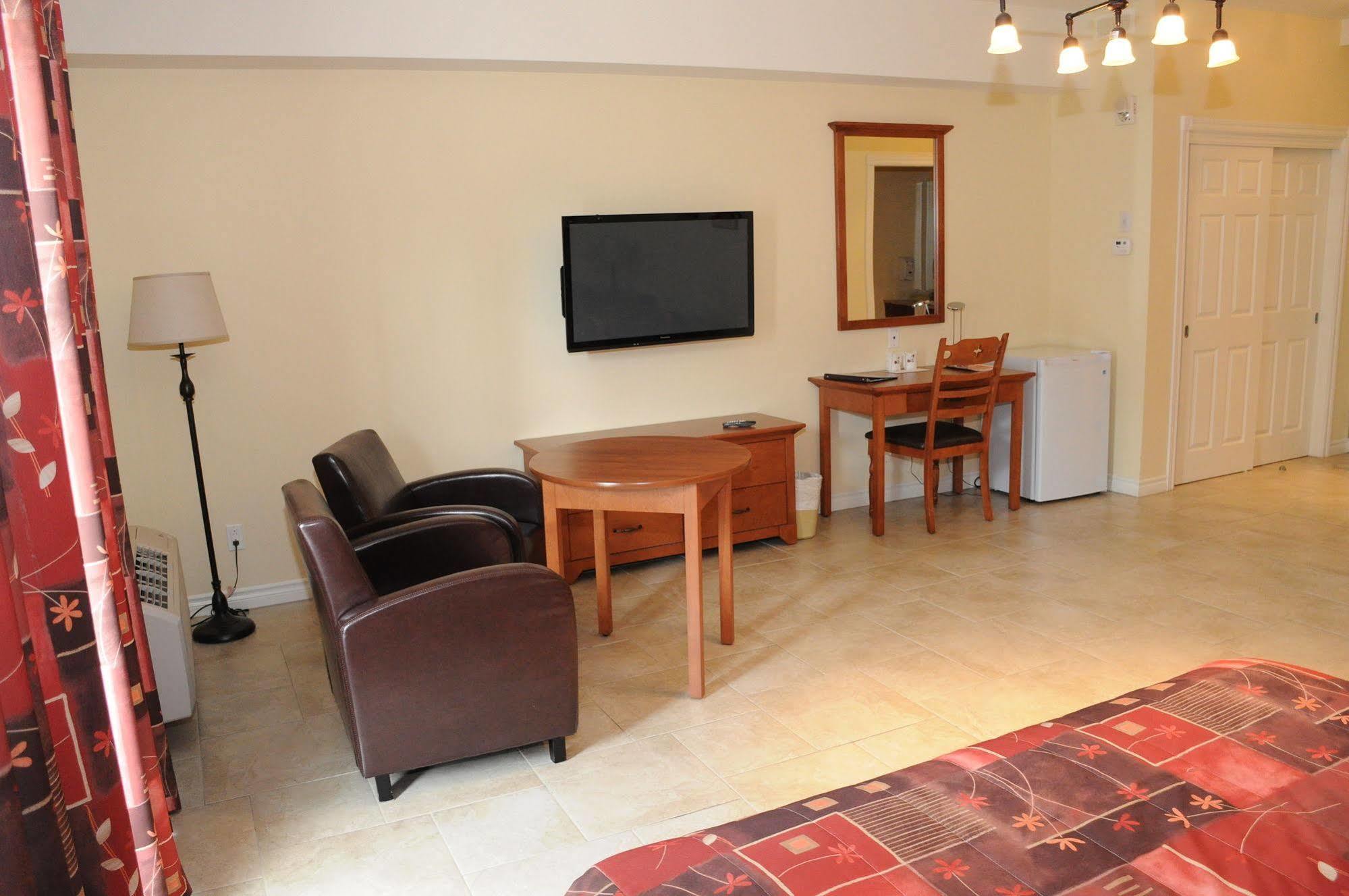 Motel โรแบร์วาล ภายนอก รูปภาพ